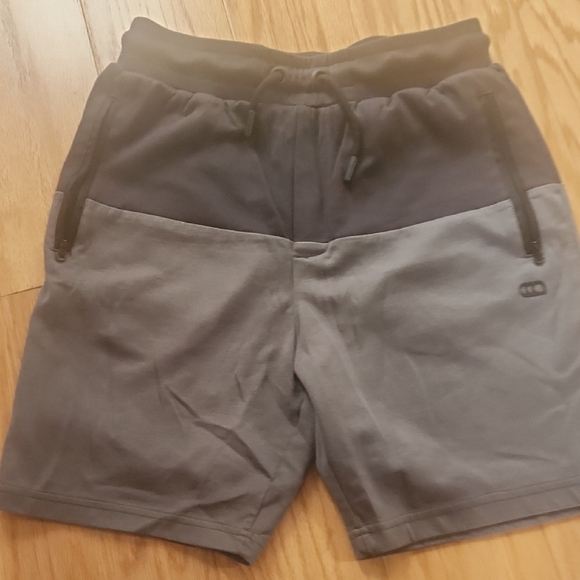 Men's Gray Athletic Shorts Medium - Picture 6 of 17